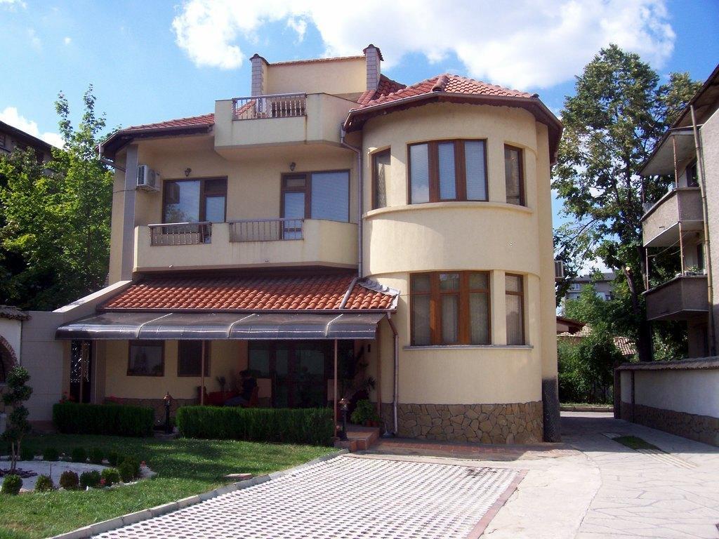 Fenerite Family Hotel Тирговиште Екстер'єр фото