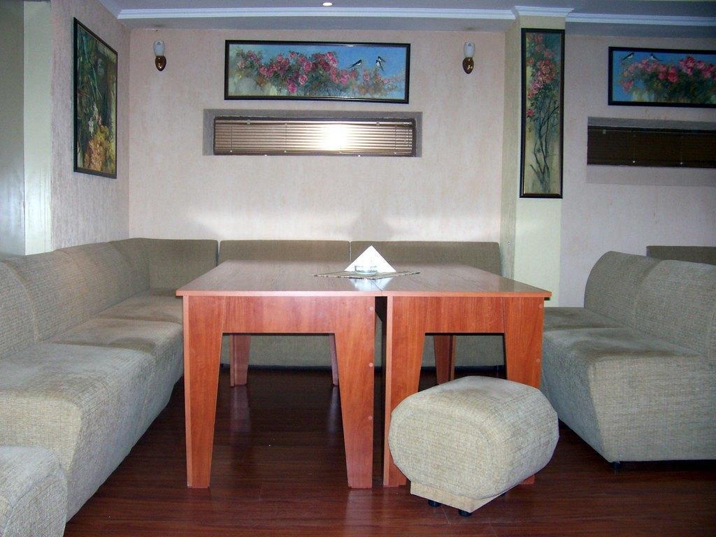 Fenerite Family Hotel Тирговиште Екстер'єр фото