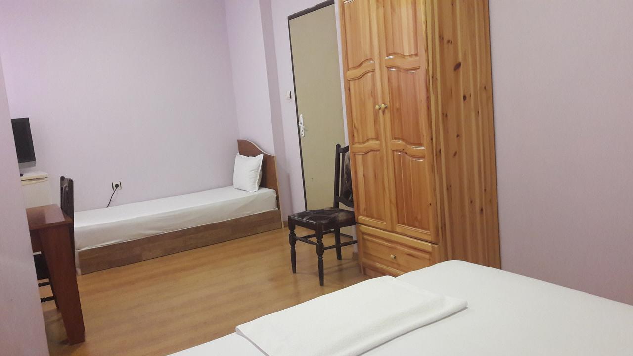 Fenerite Family Hotel Тирговиште Екстер'єр фото